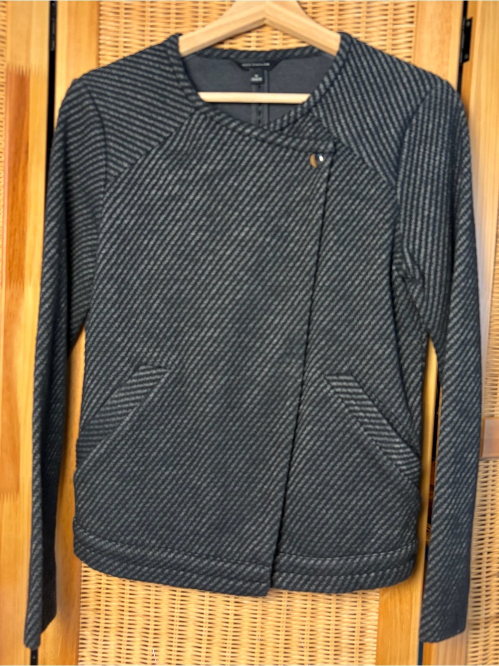Ann Taylor Gray Knit Moto-style asymmetrical jacket sz S